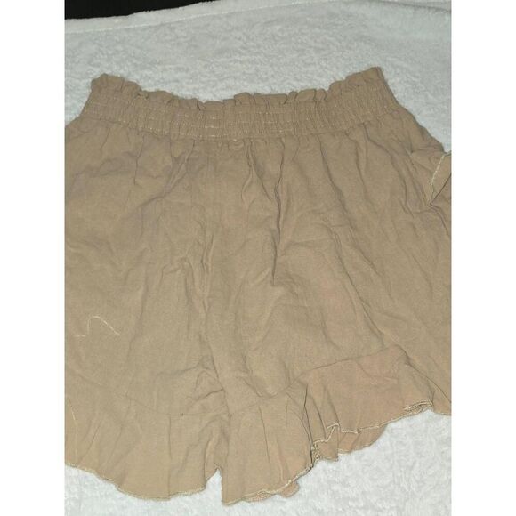 NWOT Jio-Jio Shorts Womens Size L Tan Ruffled Tiered Smocked Waist Boho Casual - Picture 5 of 7